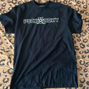 Puck hcky tee shirt size M